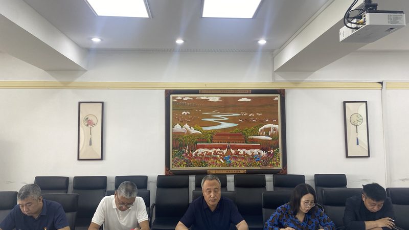 考察指标：师资力量与课程体系